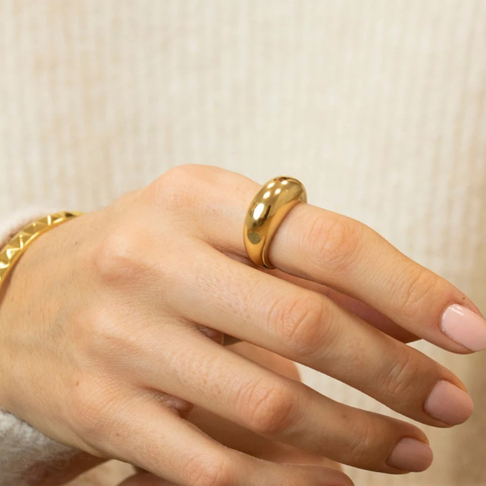 Elegant Geometric Rings