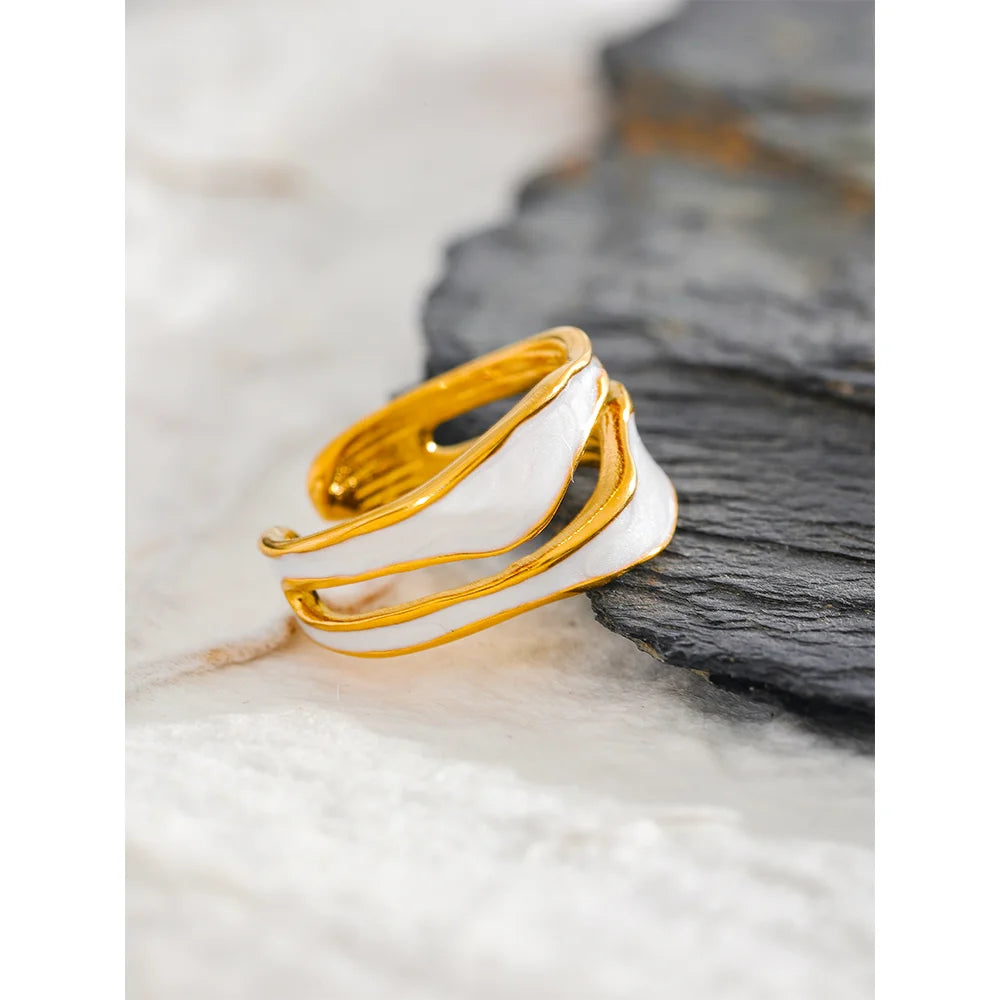 Elegant White Enamel Irregular Ring - 18k Gold