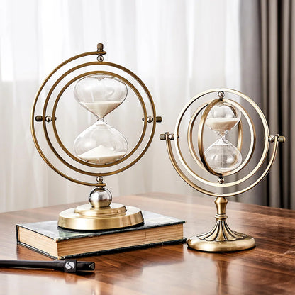 DaVinci Modern Hourglass