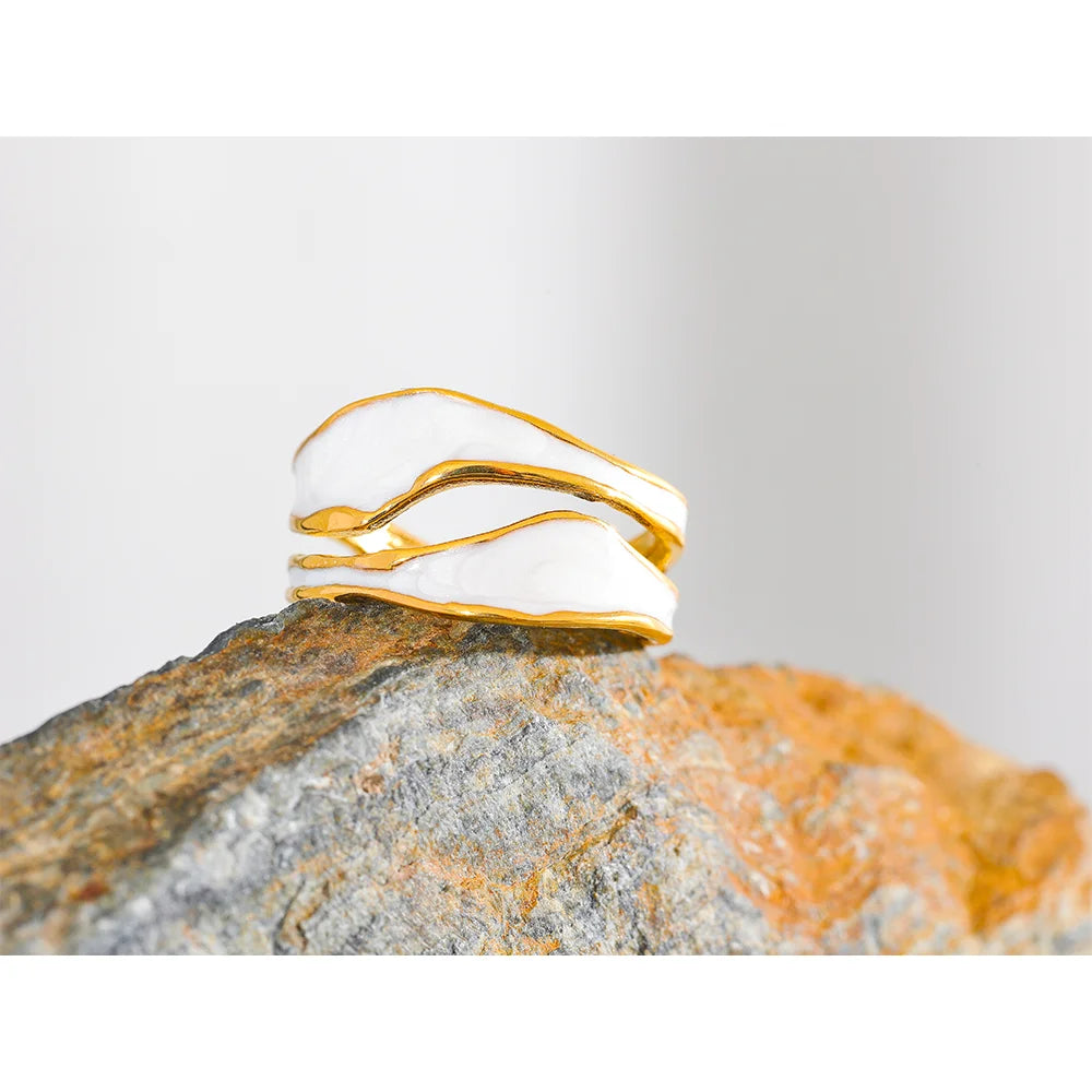 Elegant White Enamel Irregular Ring - 18k Gold